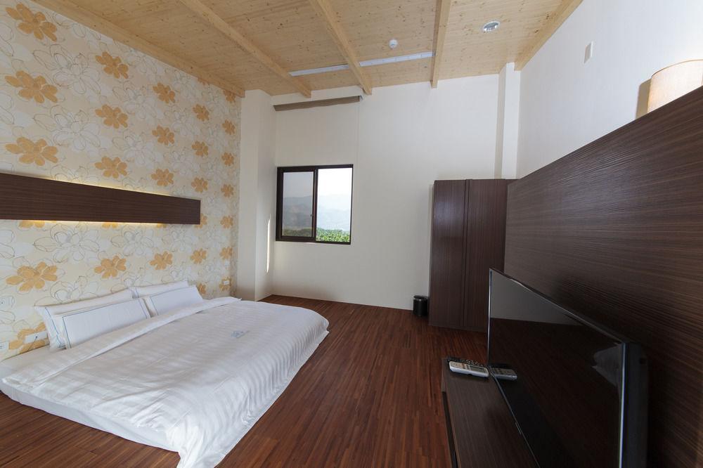 兩腳詩集綠活學旅 L 全自助入住平日旅館 L Jiji Exterior photo